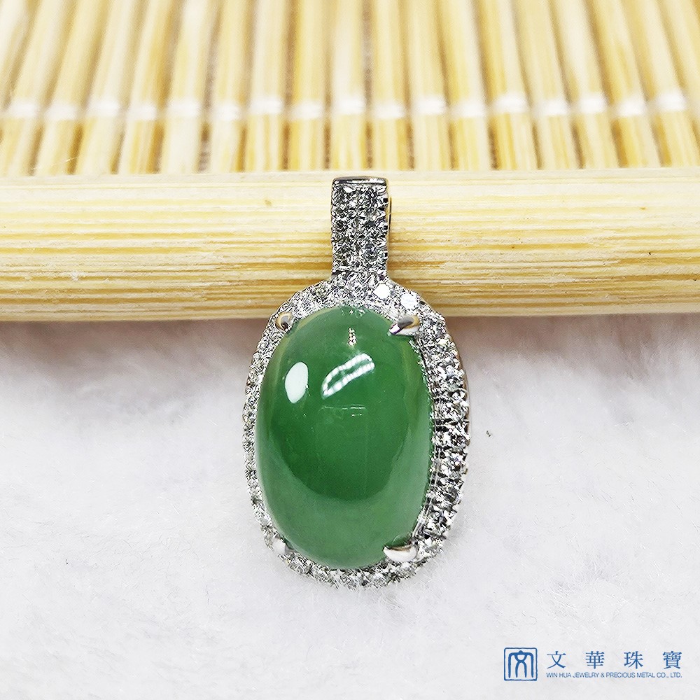 翡翠方形蛋面鑽墜