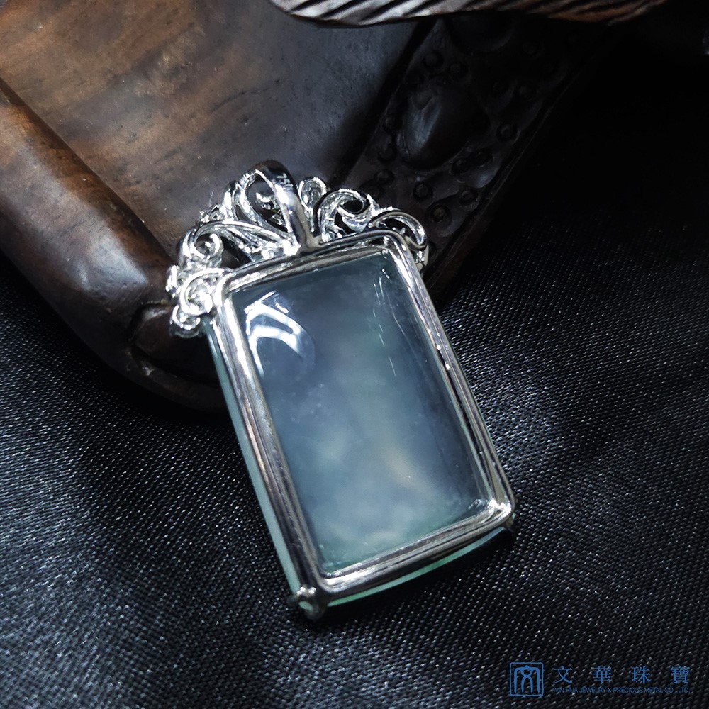 玻璃種無事牌鑽墜 附中國寶石證書(已售出)