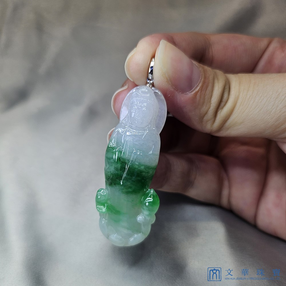 冰糯帶綠立姿觀音