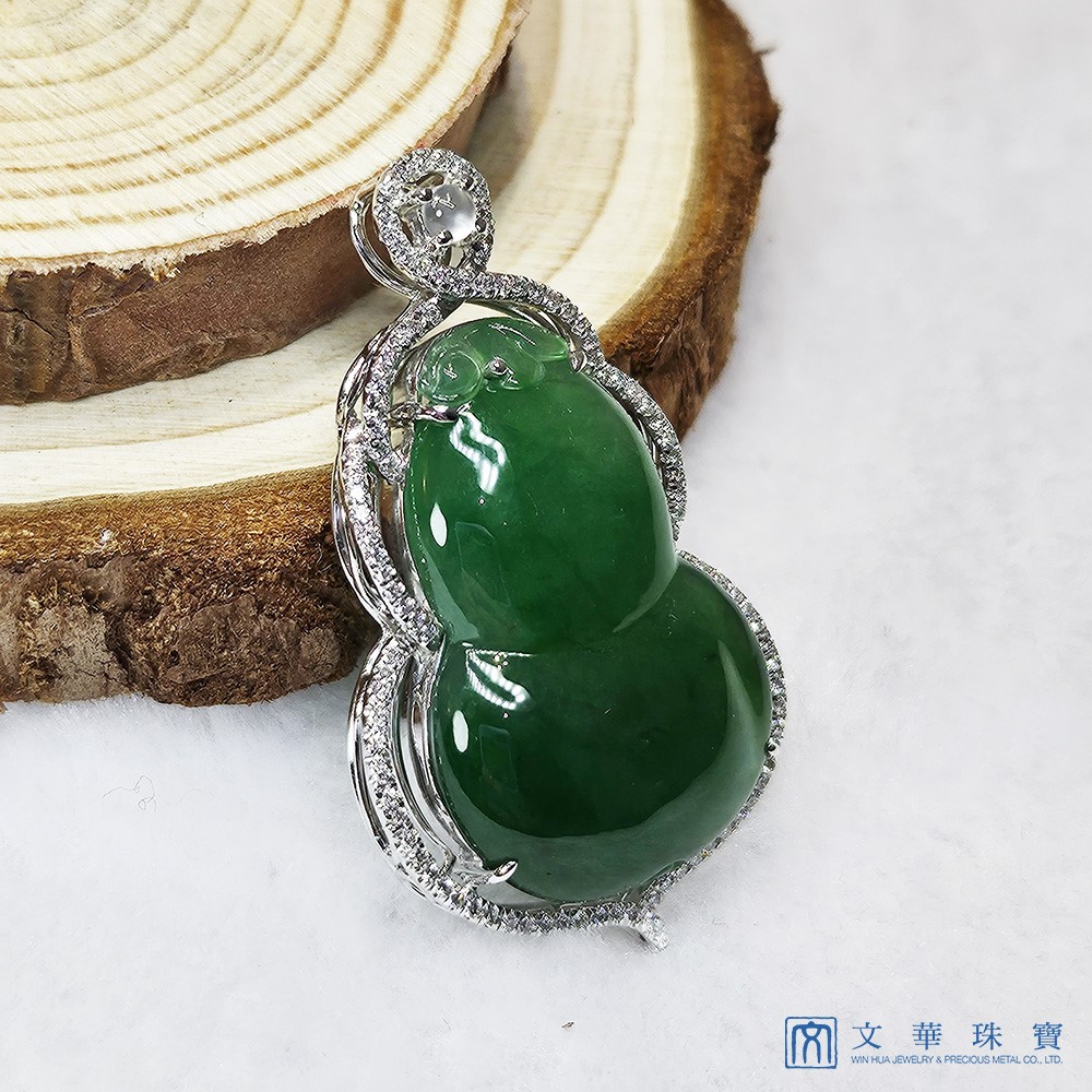 翡翠葫蘆鑽墜 附中國寶石證書(已售出)