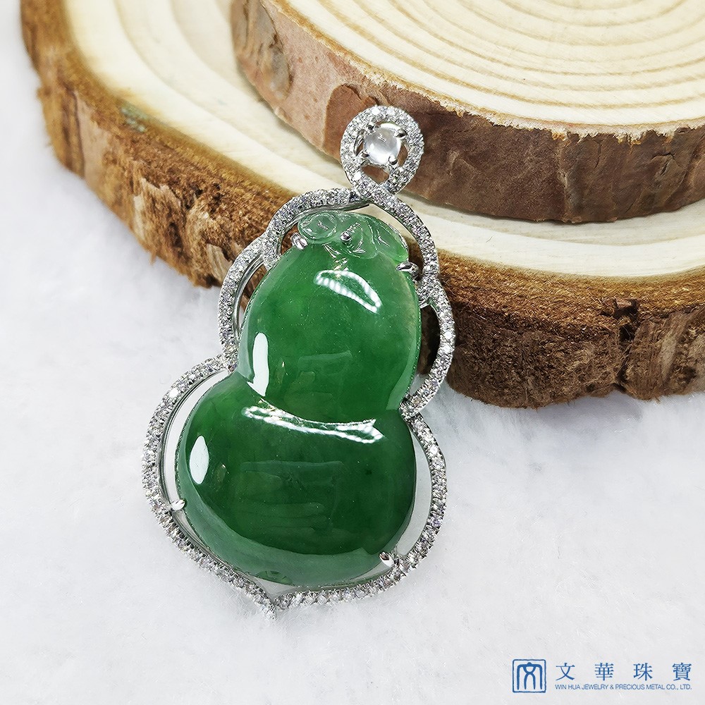 翡翠葫蘆鑽墜 附中國寶石證書(已售出)