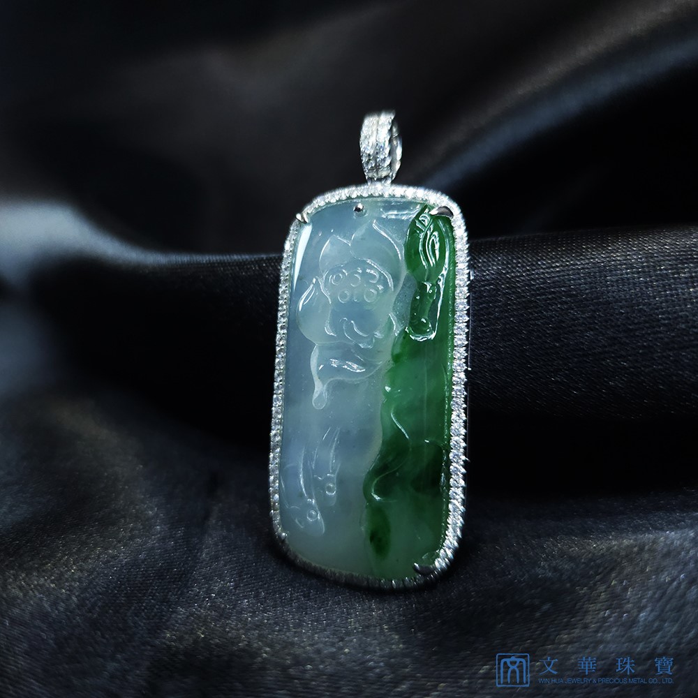 翡翠錦鯉蓮池玻璃種玉墜 (已售出)