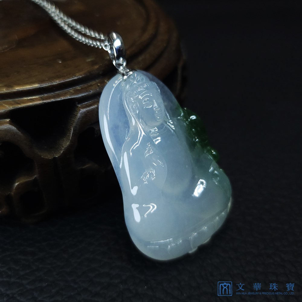 玻璃種帶翠綠素衣觀音 附中國寶石證書