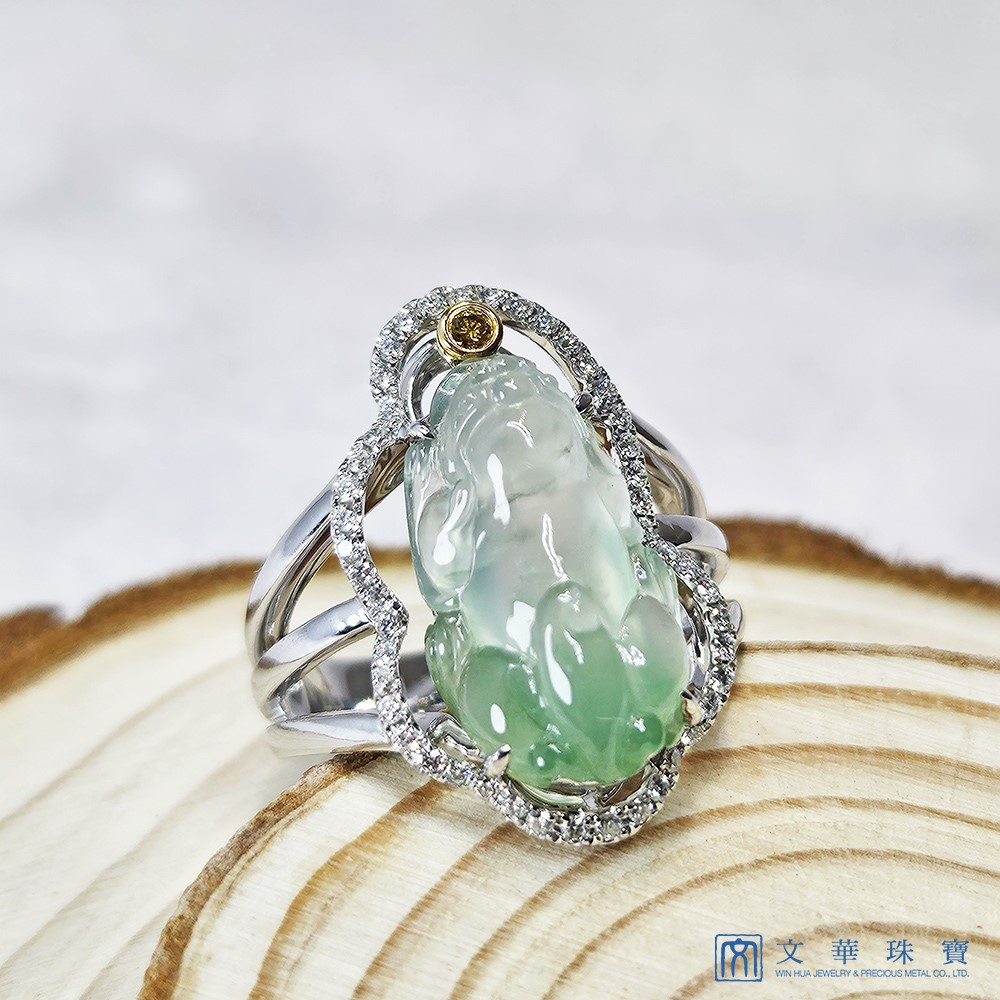 玻璃種貔貅咬錢玉戒 國際圍11號