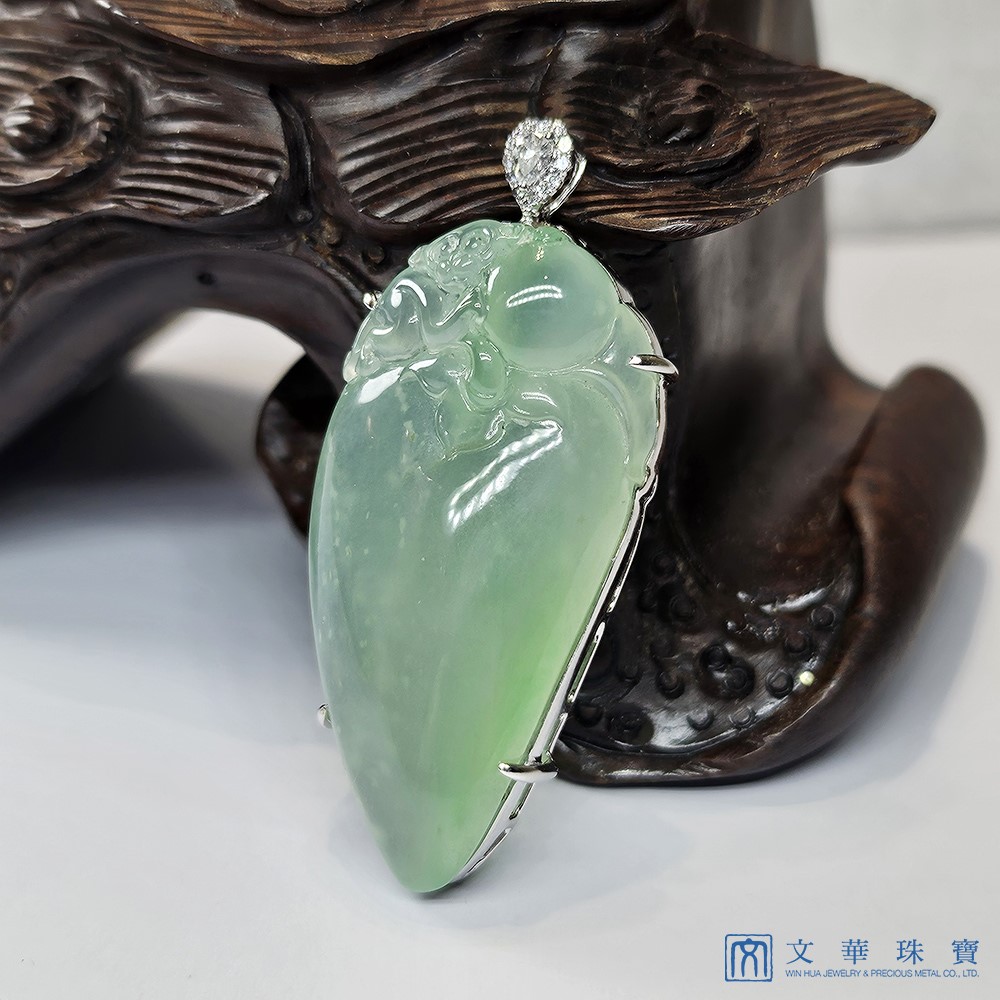 翡翠玉猴蟠桃玉墜(已售出)
