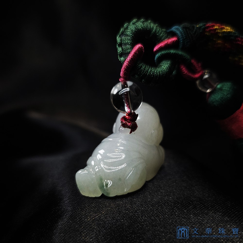 翡翠玉跪人把玩掛墜