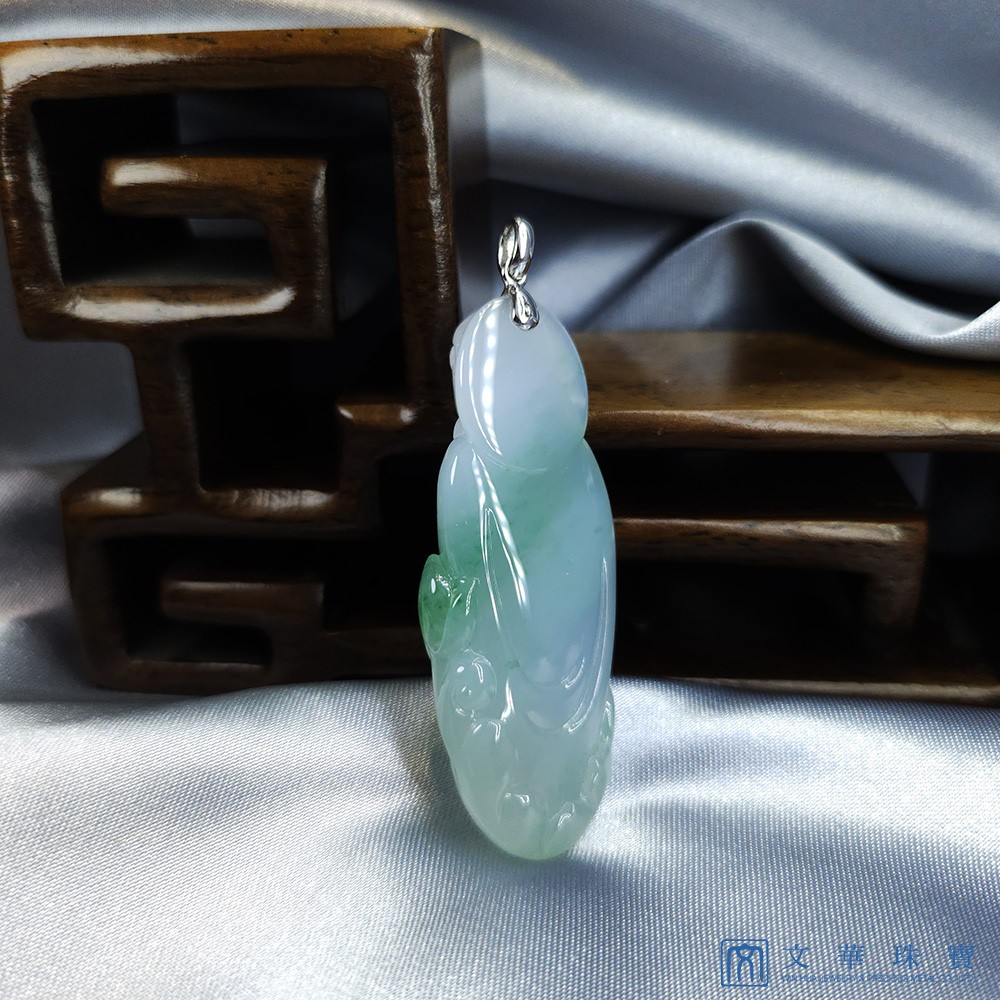 翡翠白底陽綠觀音(已售出)