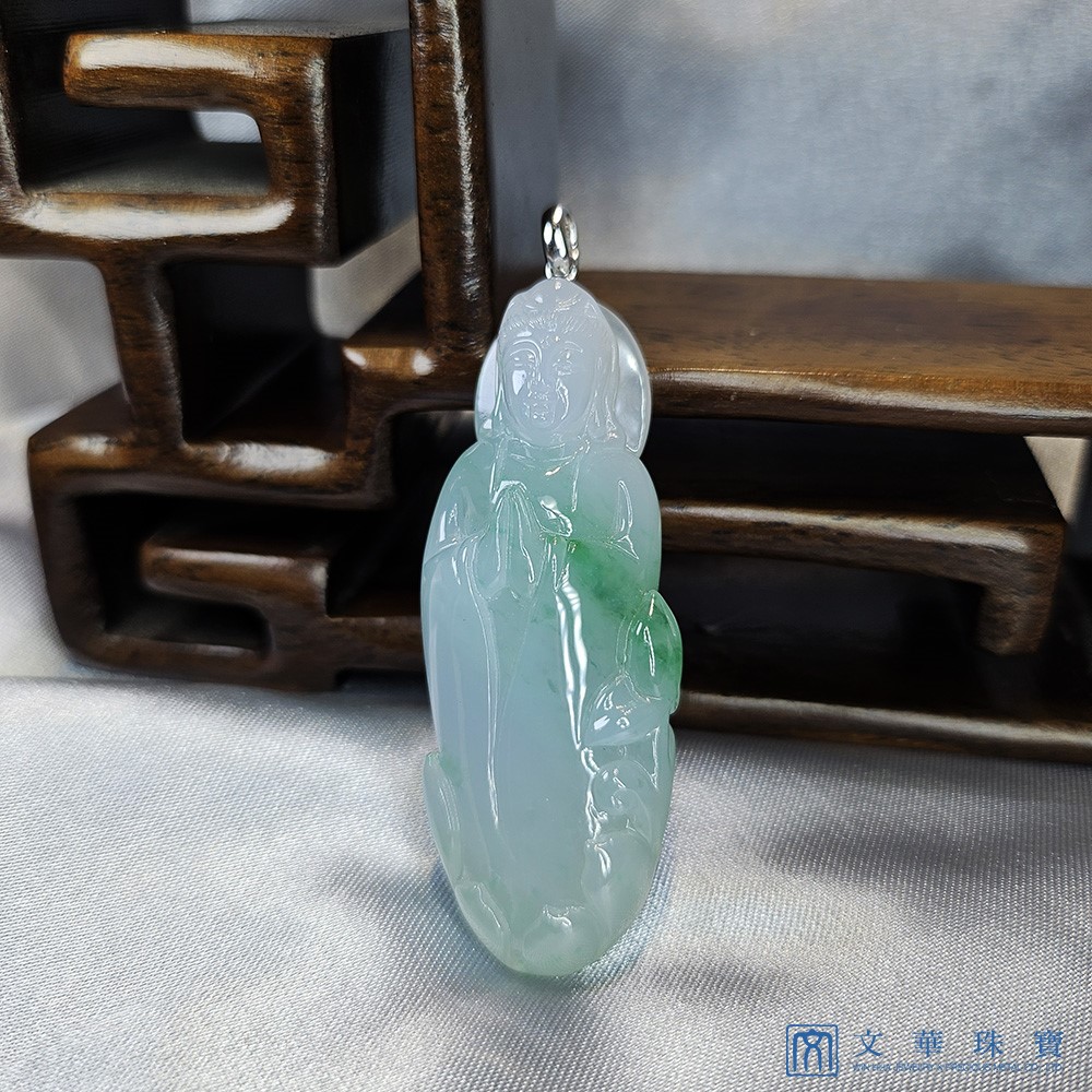翡翠白底陽綠觀音(已售出)