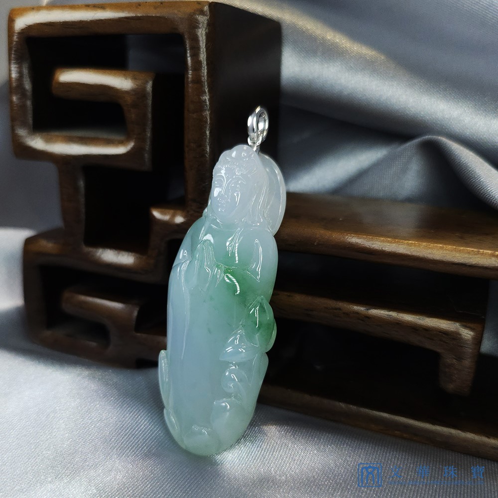 翡翠白底陽綠觀音(已售出)