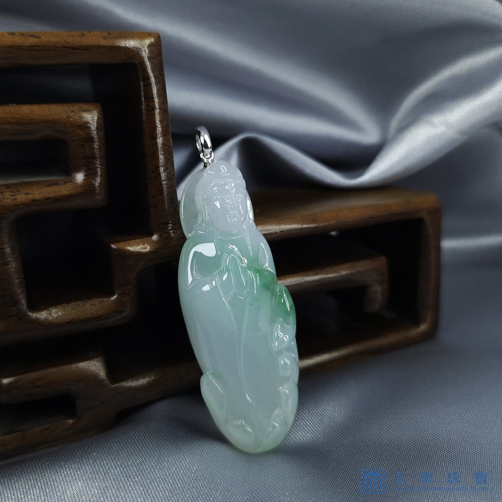 翡翠白底陽綠觀音(已售出)