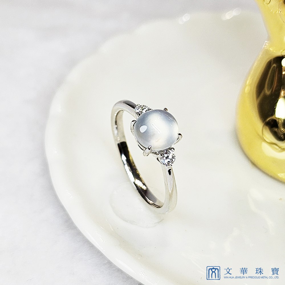 玻璃種蛋面簡約翡翠戒指 國際圍12圍