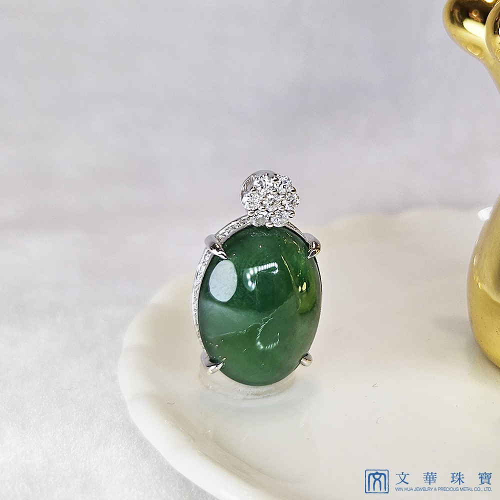 冰種豔綠蛋面玉墜