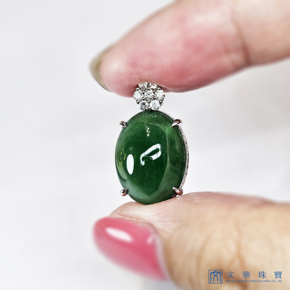 冰種豔綠蛋面玉墜