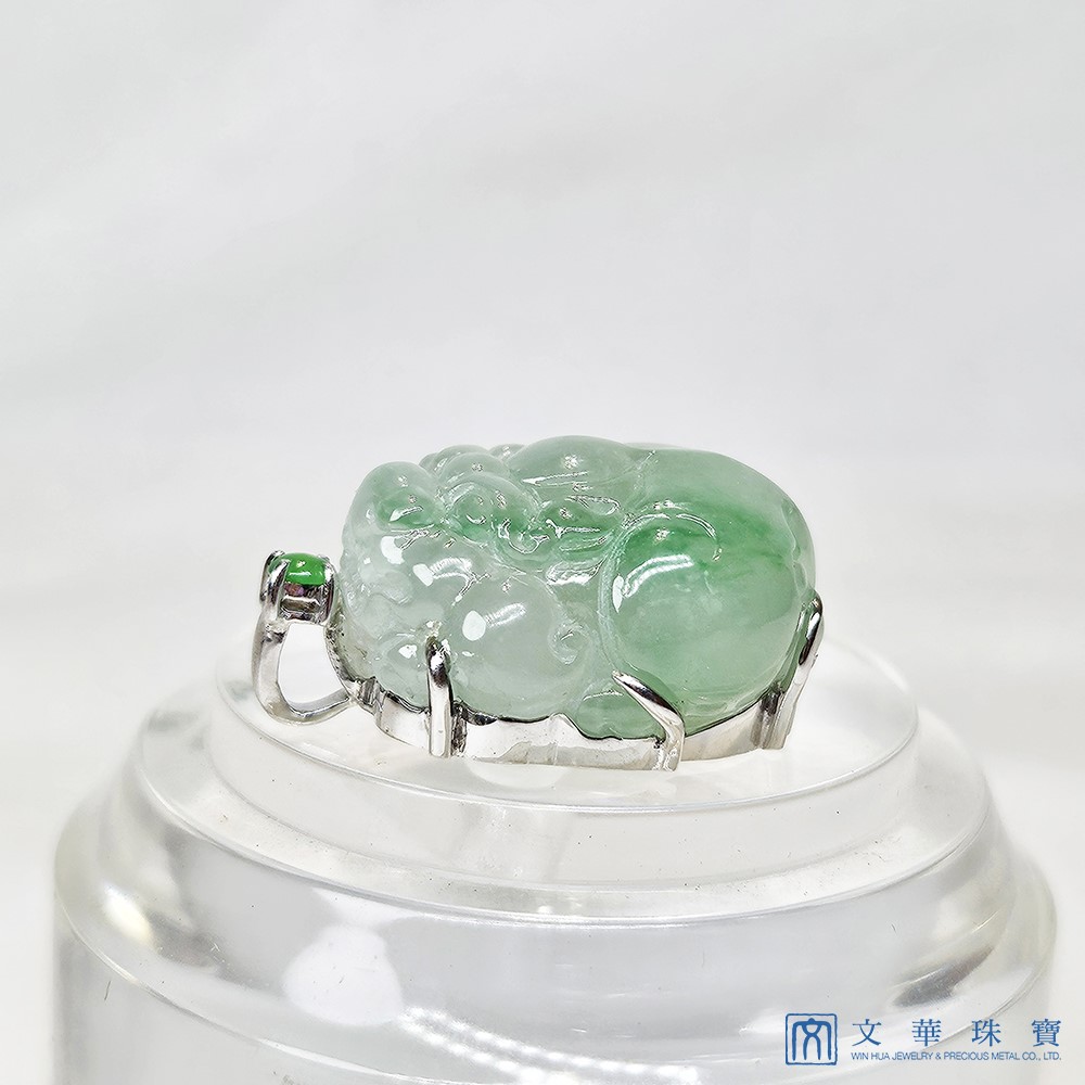 冰種飄陽綠貔貅玉墜