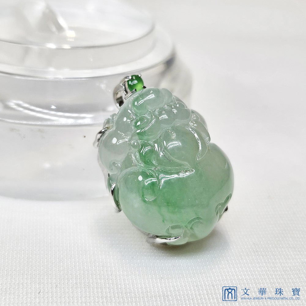 冰種飄陽綠貔貅玉墜