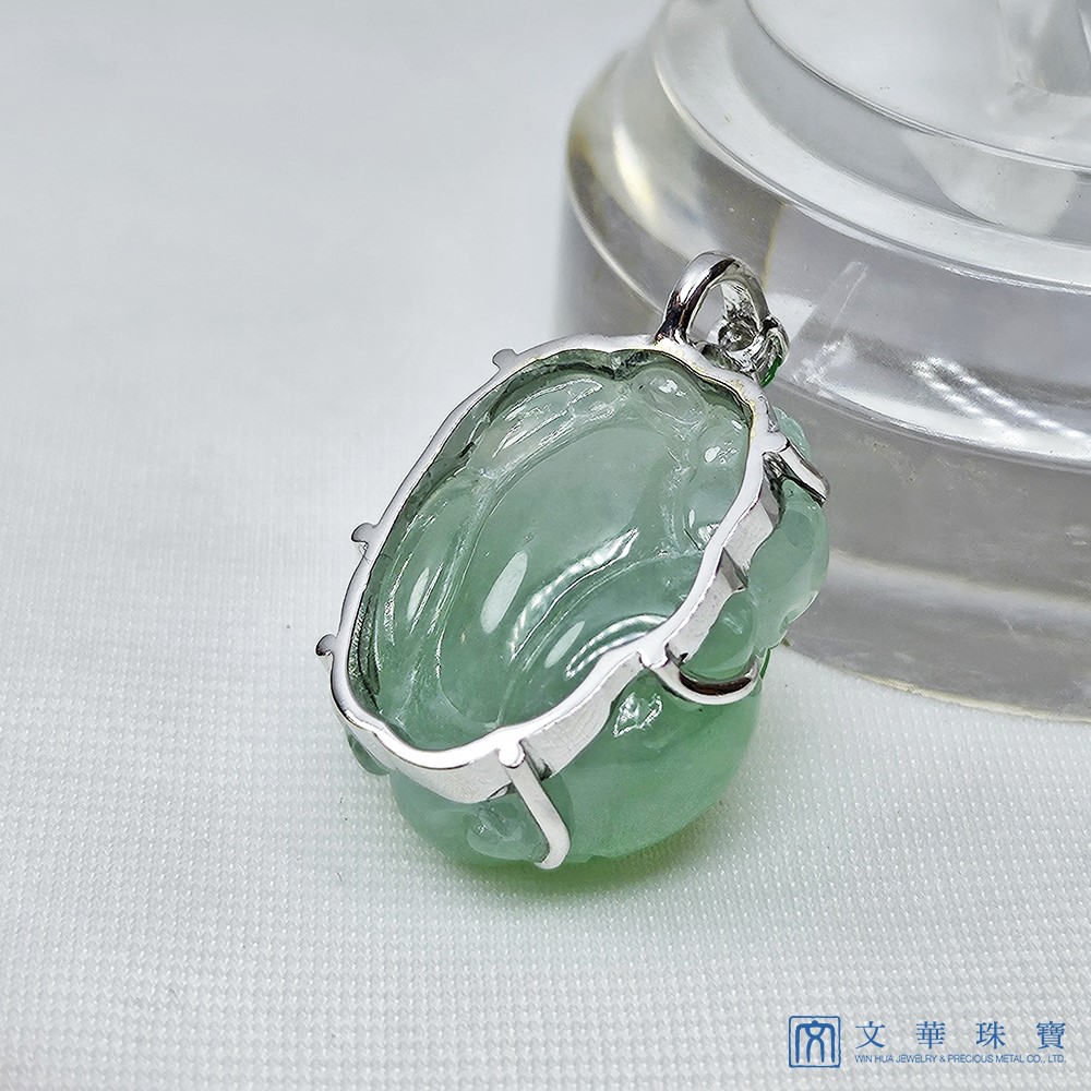 冰種飄陽綠貔貅玉墜