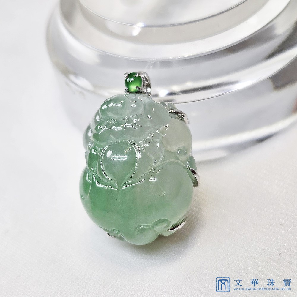 冰種飄陽綠貔貅玉墜