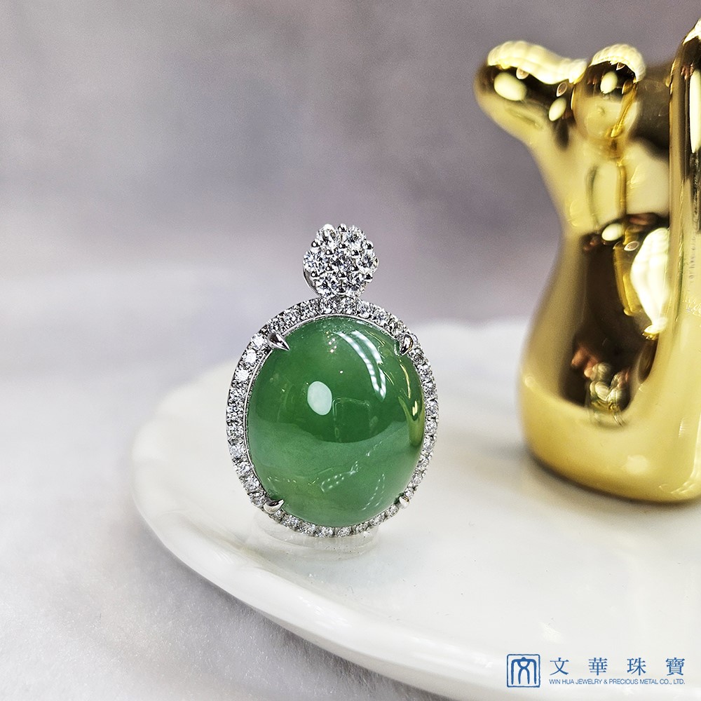 翡翠冰種滿綠大蛋面玉墜