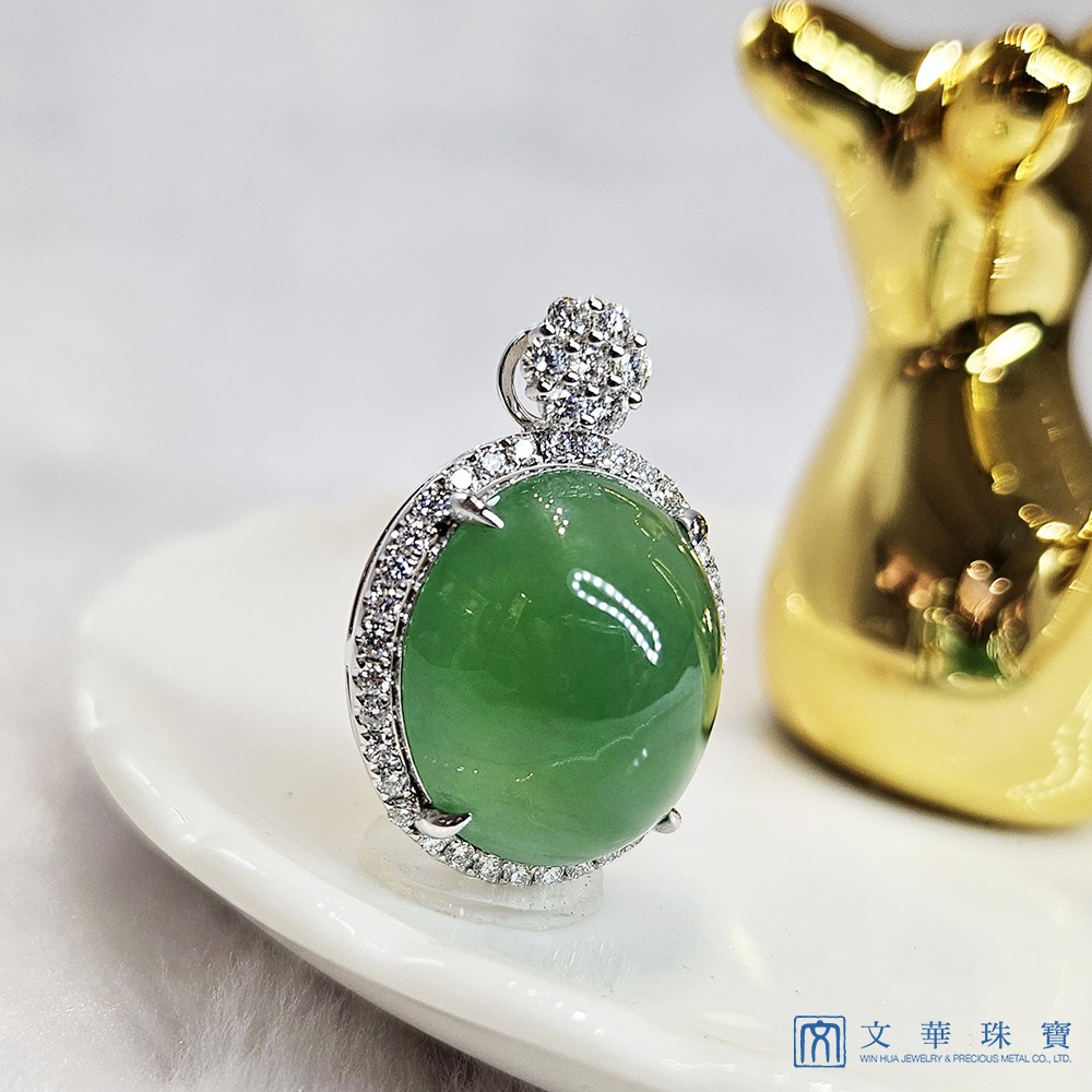 翡翠冰種滿綠大蛋面玉墜