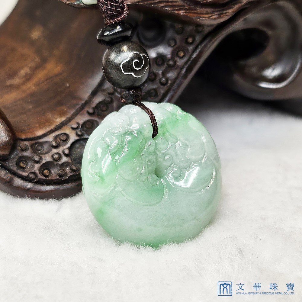 白底青平安龍扣