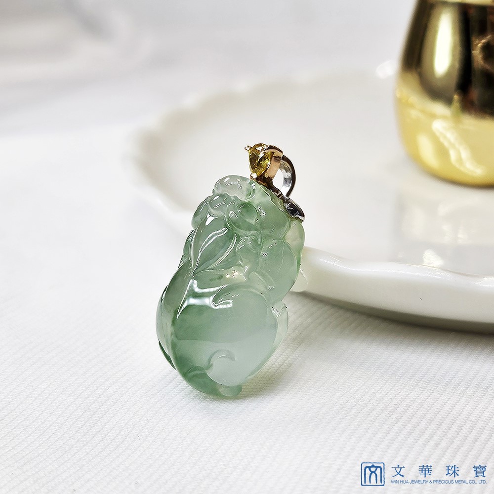 高冰飄綠貔貅玉墜