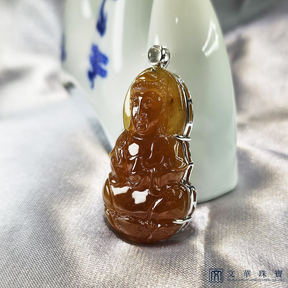 冰種紅翡翠觀音玉墜 附中國寶石鑑定證書