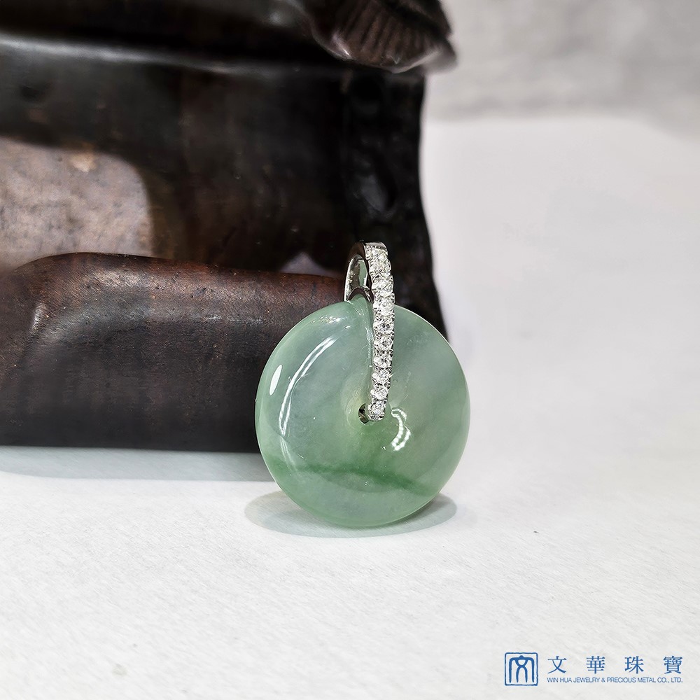 翡翠玻璃種飄綠平安扣玉墜 附中國寶石證書