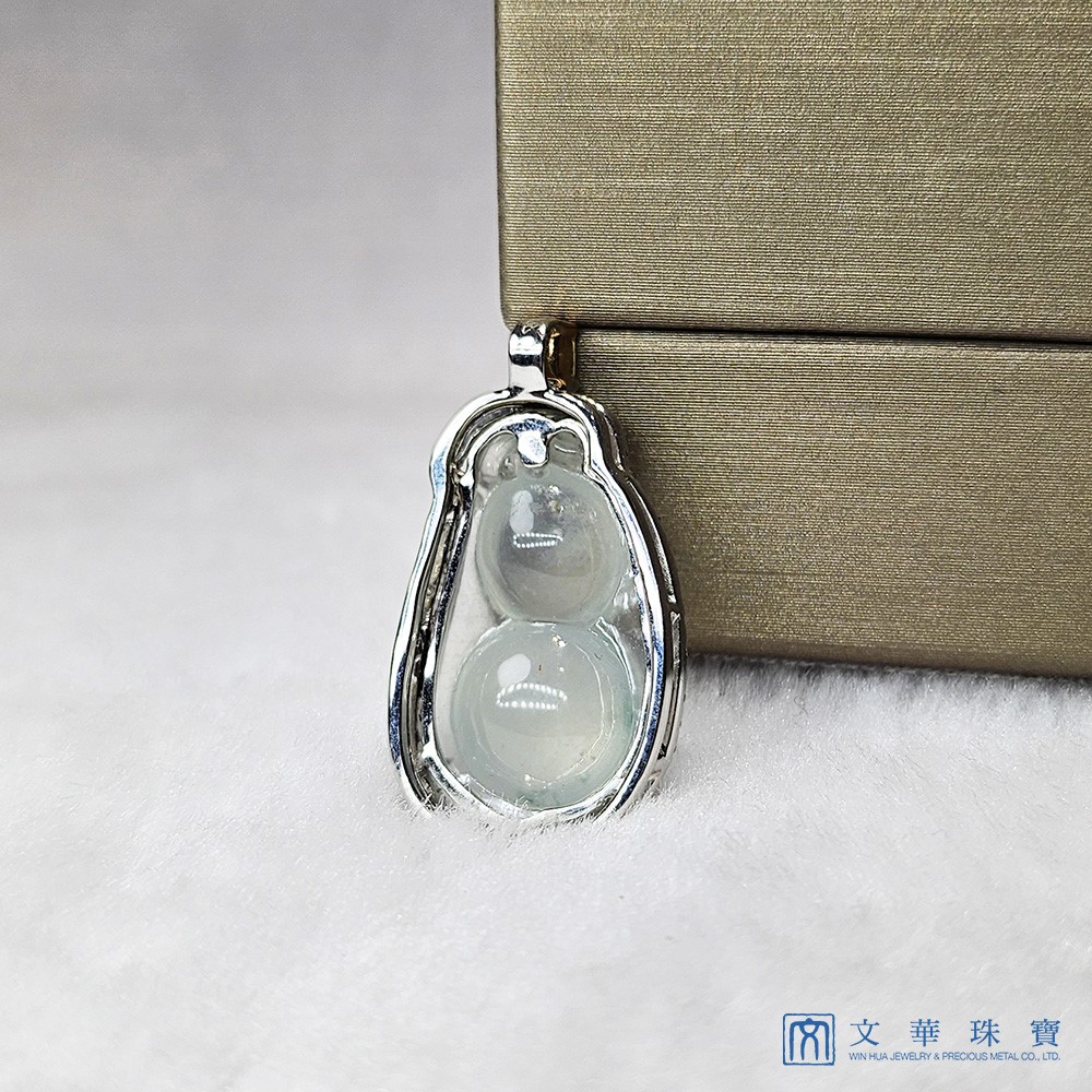 翡翠玻璃種豆莢鑽墜 附中國寶石證書