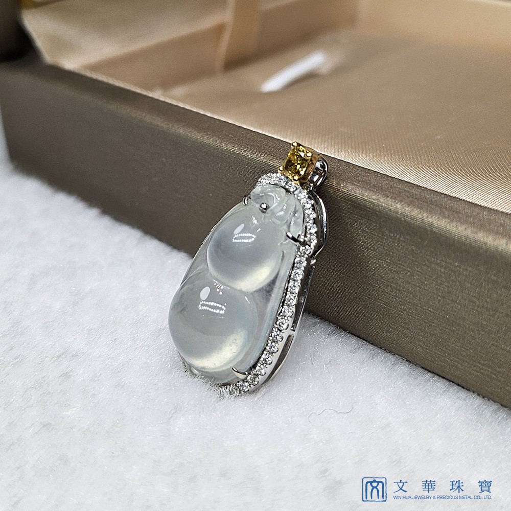 翡翠玻璃種豆莢鑽墜 附中國寶石證書