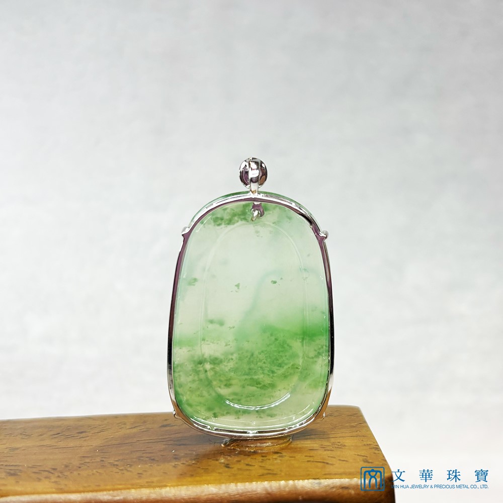 翡翠玻璃種飄綠花觀音玉牌 附中國寶石證書