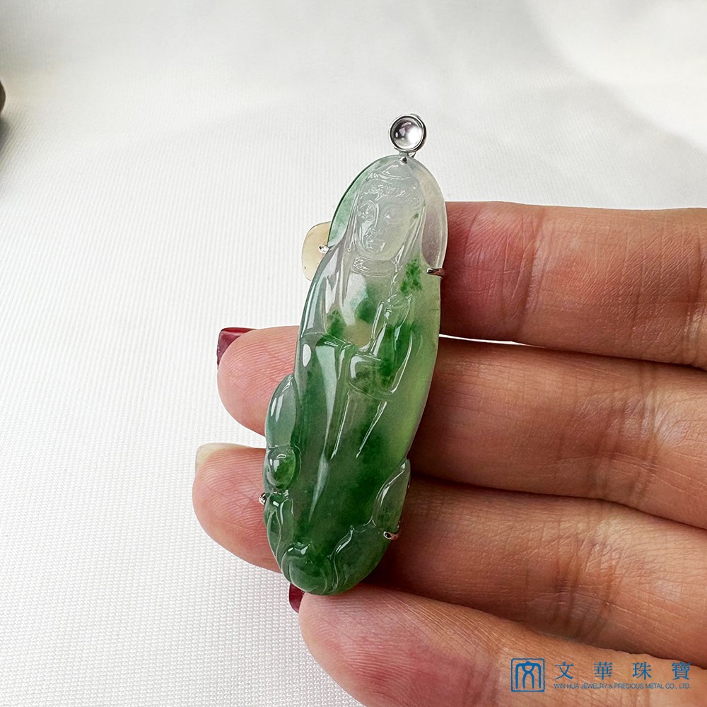 玻璃種飄綠花立姿觀音 附中國寶石證書