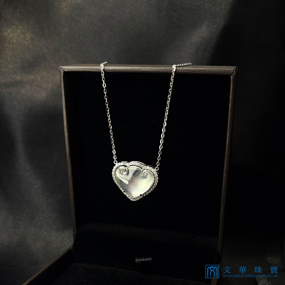 翡翠玻璃種愛心如意鑽鍊