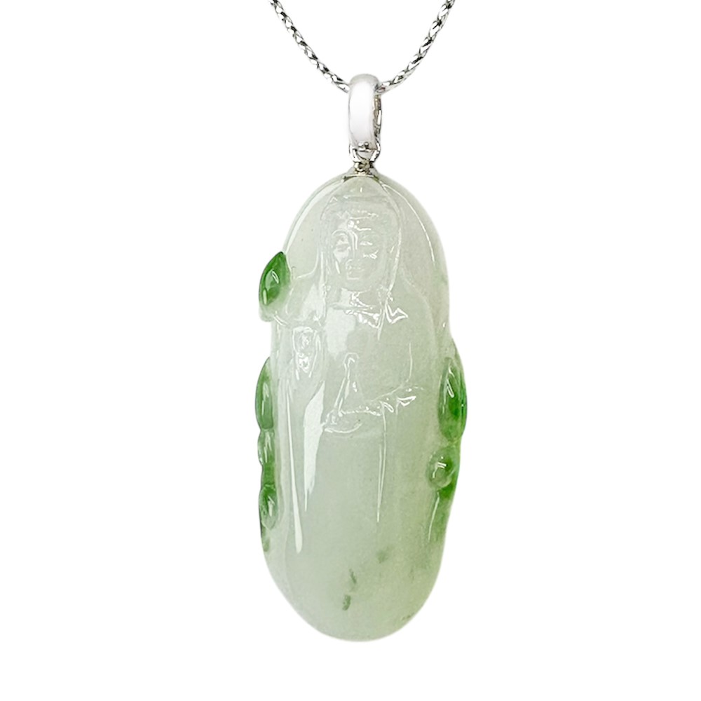 冰糯帶綠寶瓶觀音玉墜