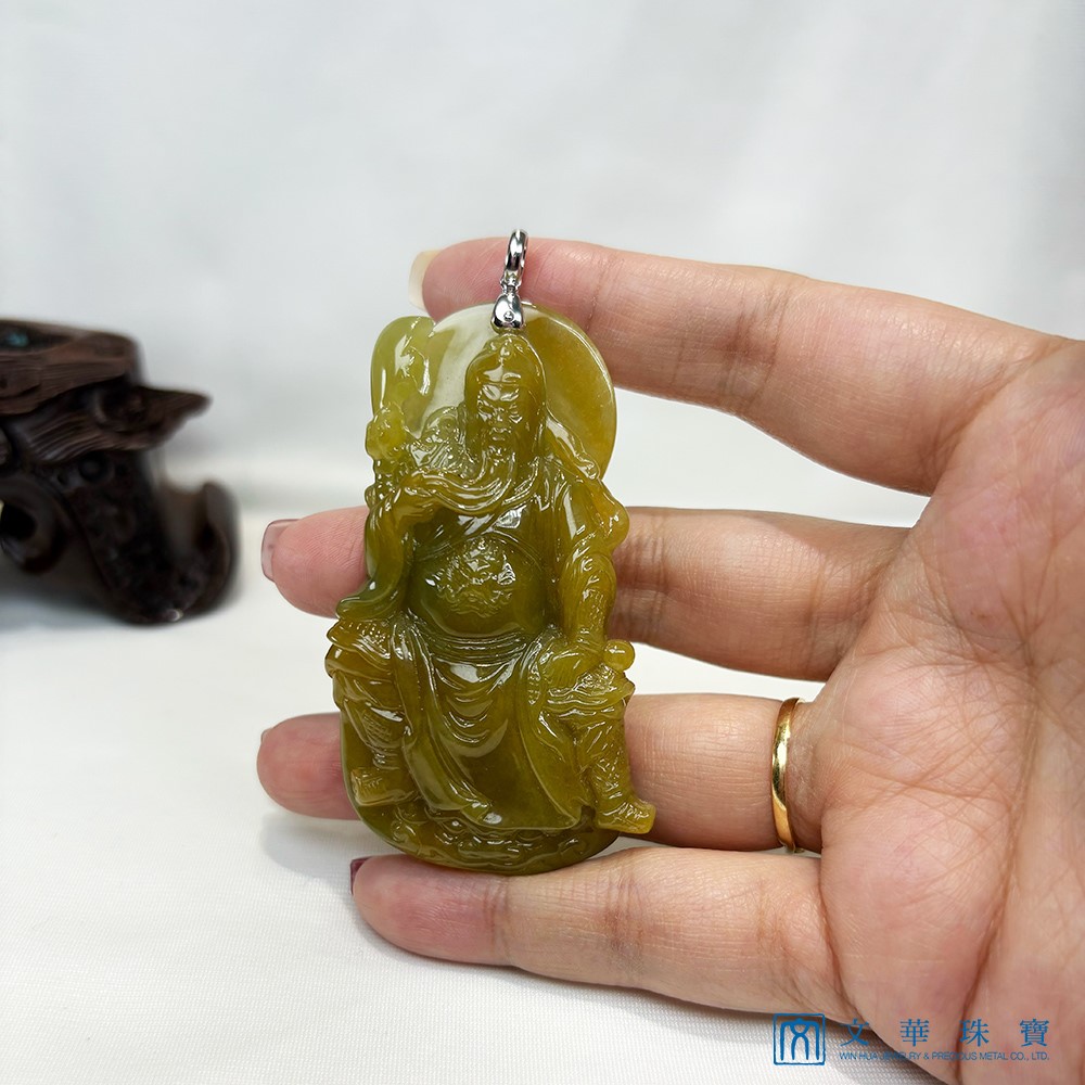 霸氣黃翡關公玉墜