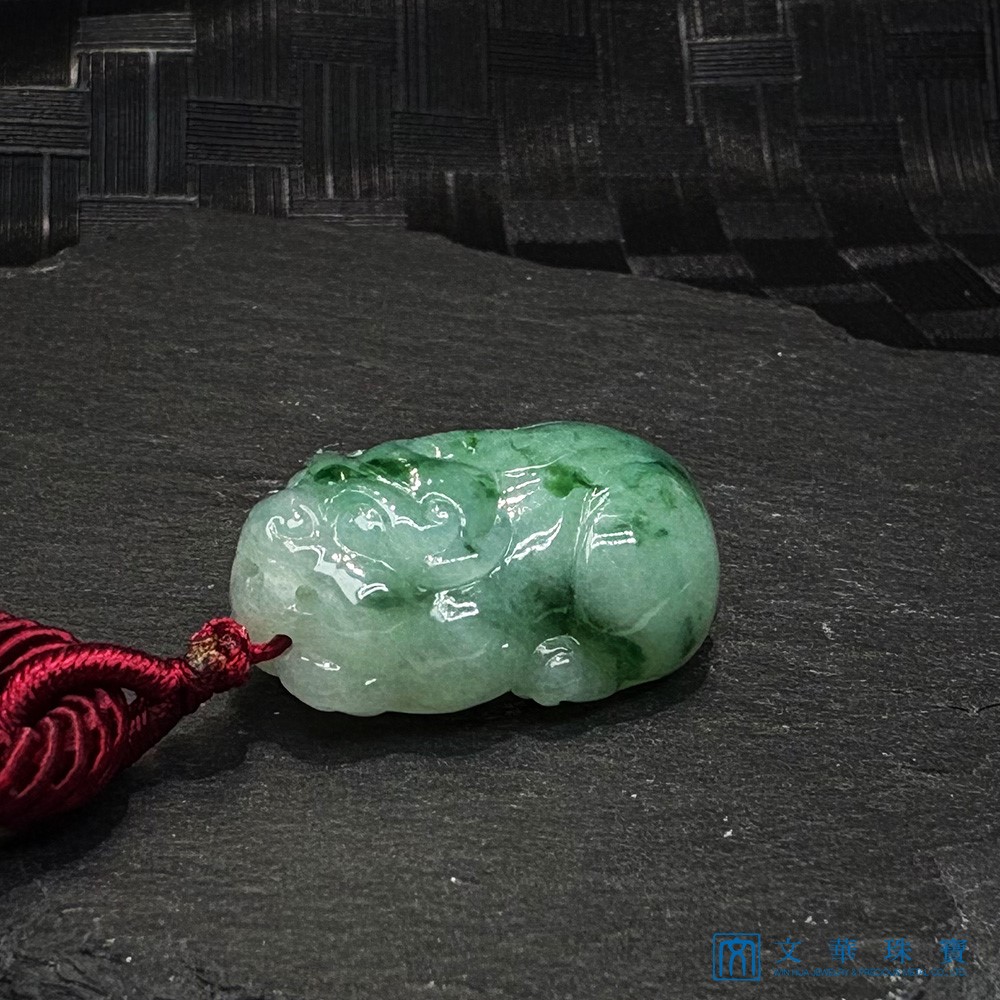 翡翠飄花貔貅把玩掛件(已售出)