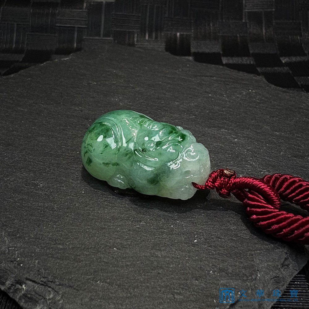 翡翠飄花貔貅把玩掛件(已售出)
