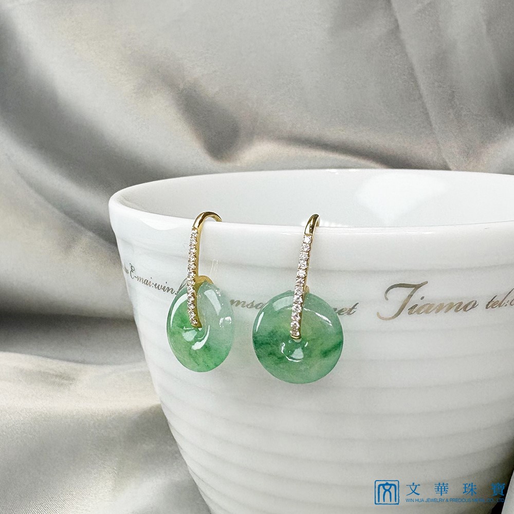 翡翠高冰飄綠平安扣黃K金鑽石耳環