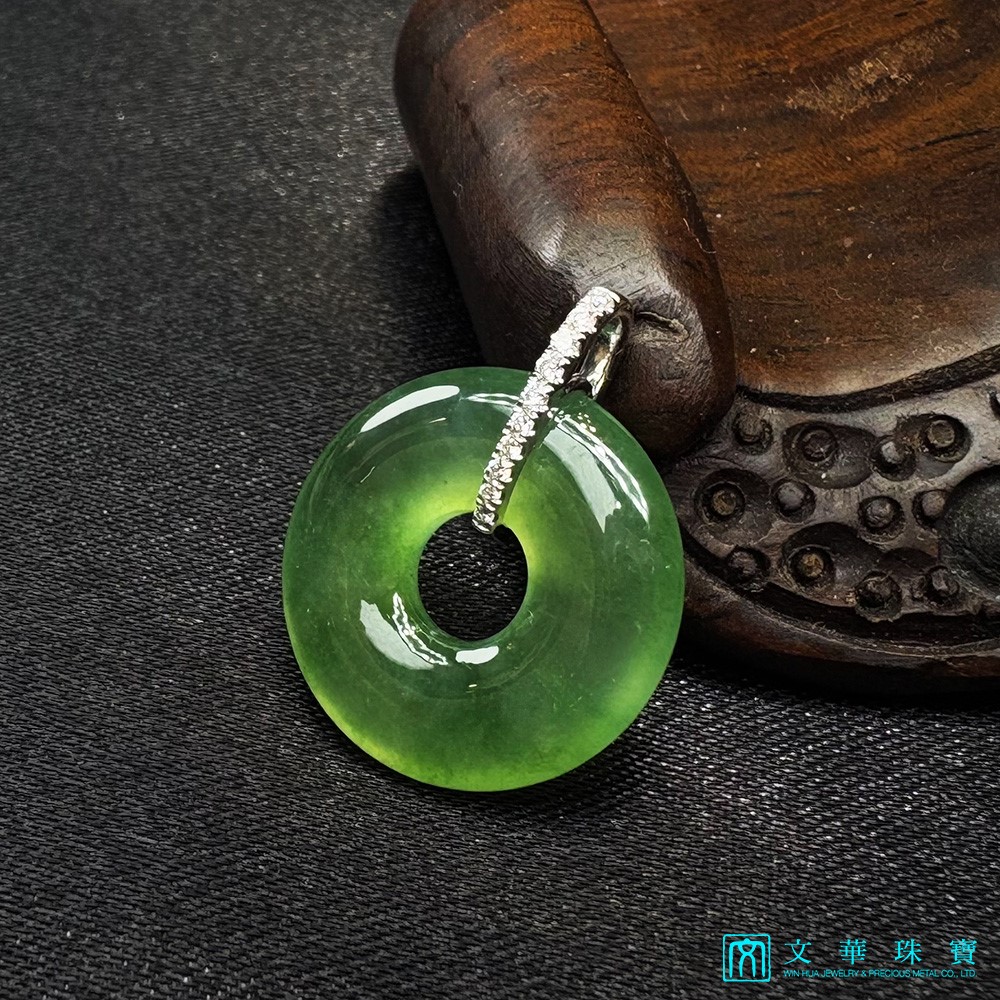 翡翠玻璃種滿綠平安環玉墜
