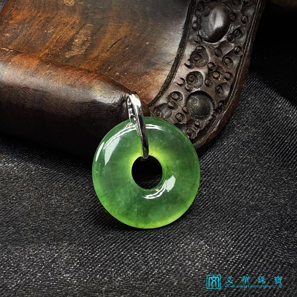 翡翠玻璃種滿綠平安環玉墜