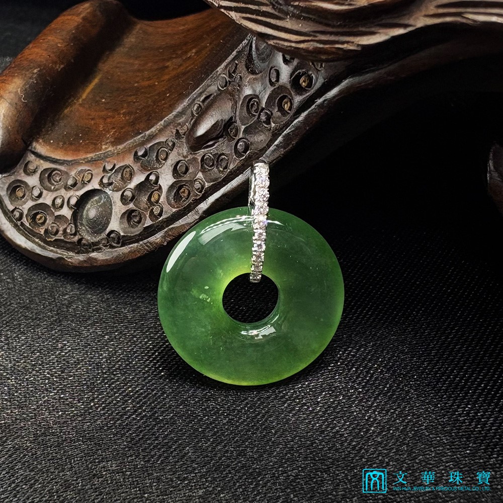 翡翠玻璃種滿綠平安環玉墜
