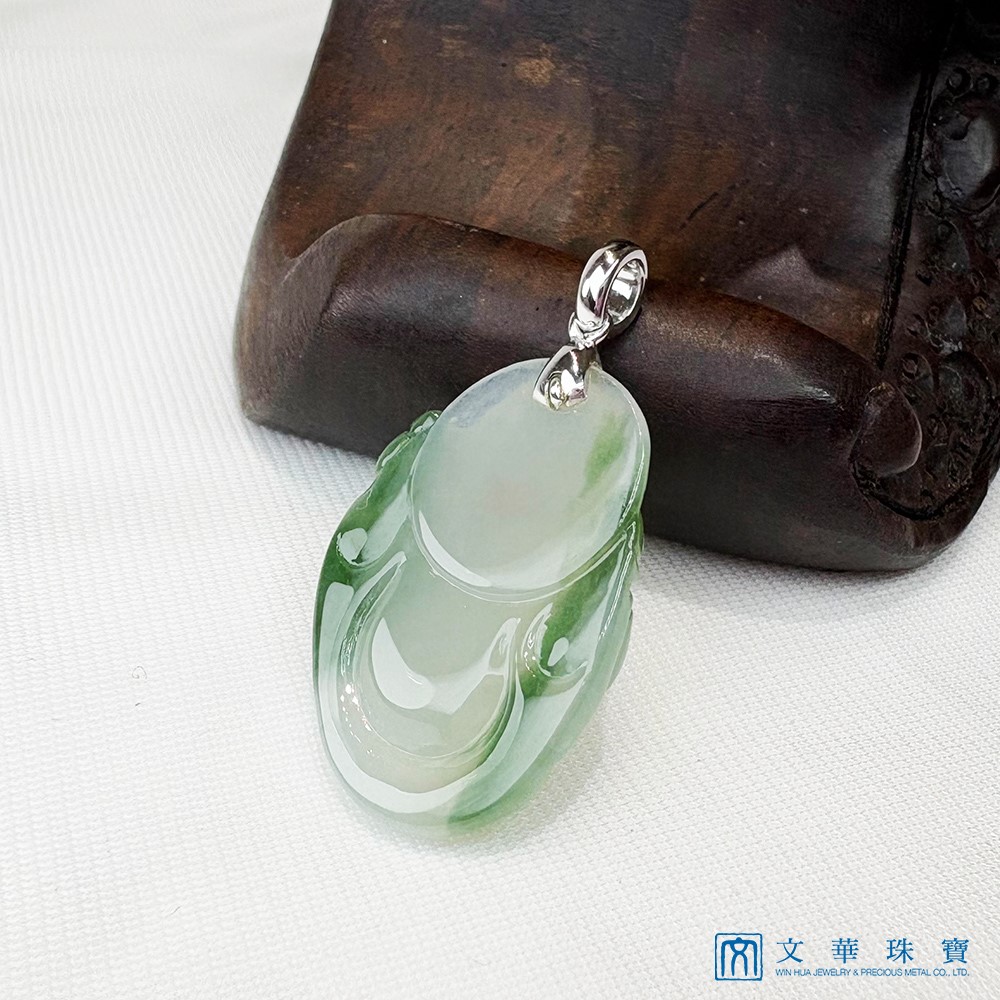 冰糯帶綠布袋彌勒玉墜 