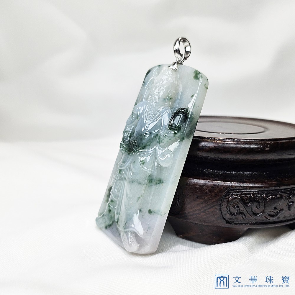 白底飄蘭花關公玉牌