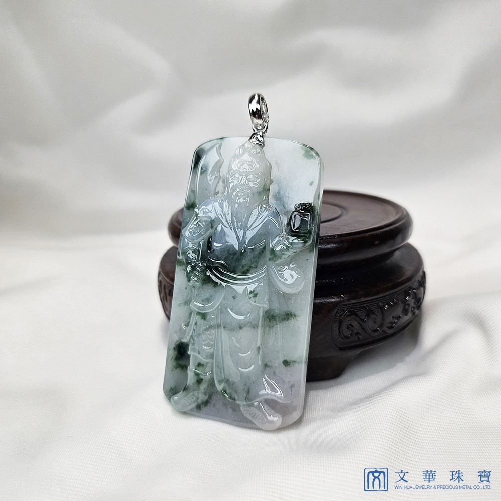 白底飄蘭花關公玉牌