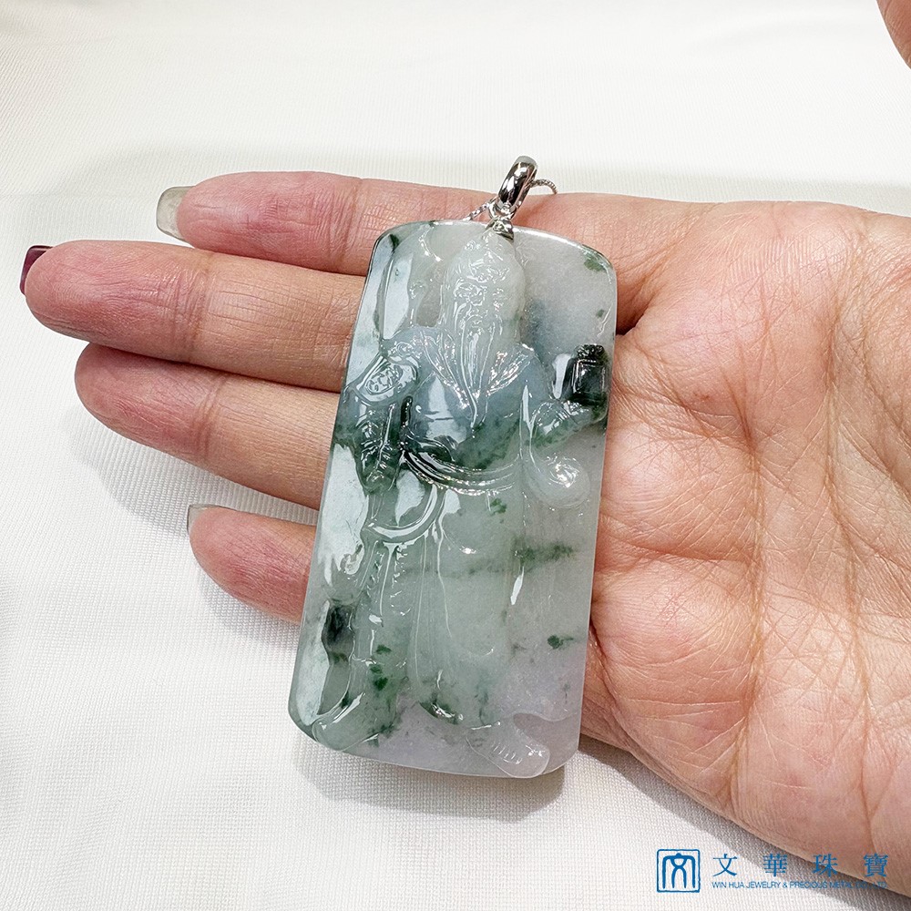 白底飄蘭花關公玉牌