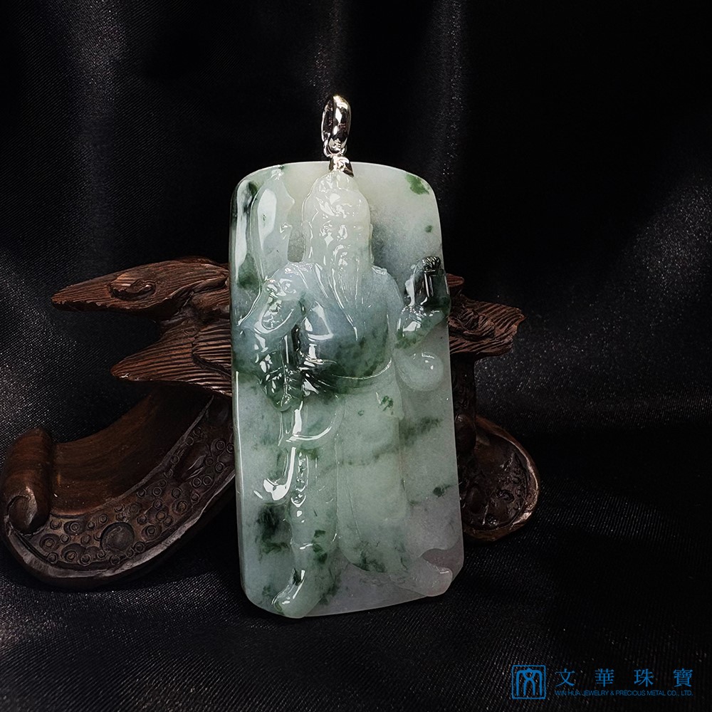 白底飄蘭花關公玉牌