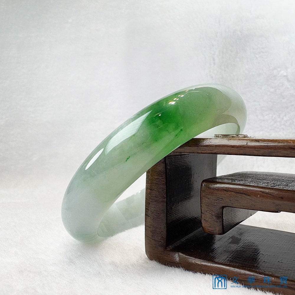 翡翠冰糯帶翠綠寬版平安鐲 約19.5圍