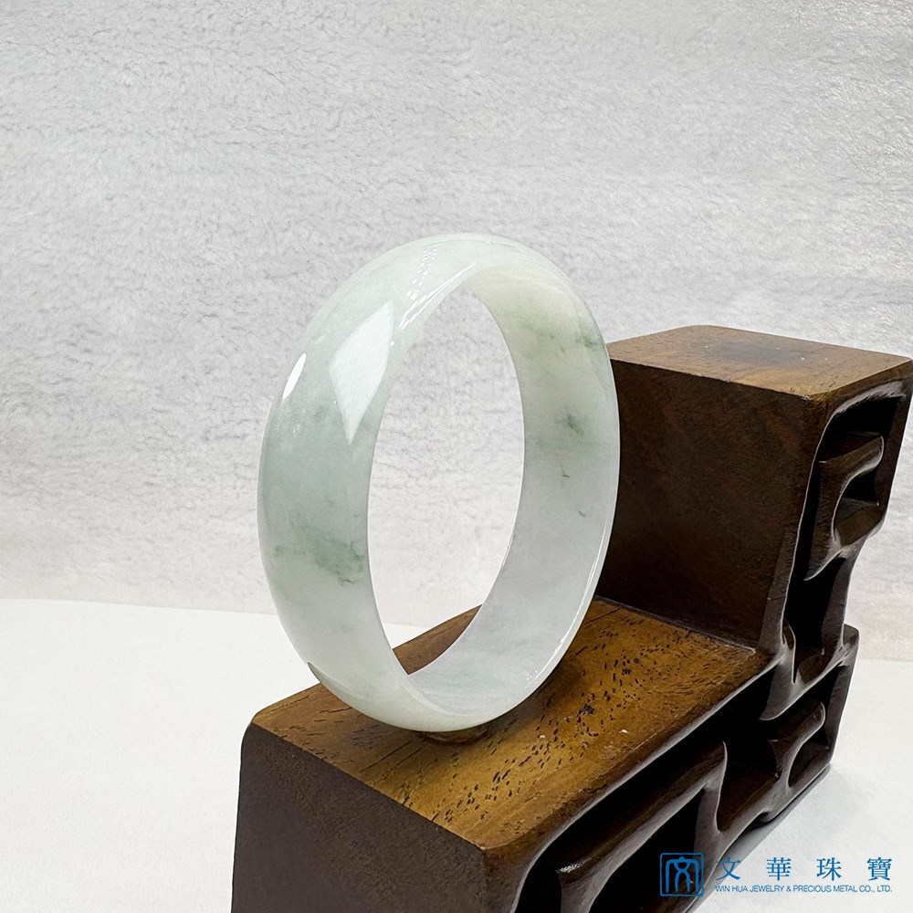翡翠細冰糯飄蘭花寬版扁鐲 約17圍