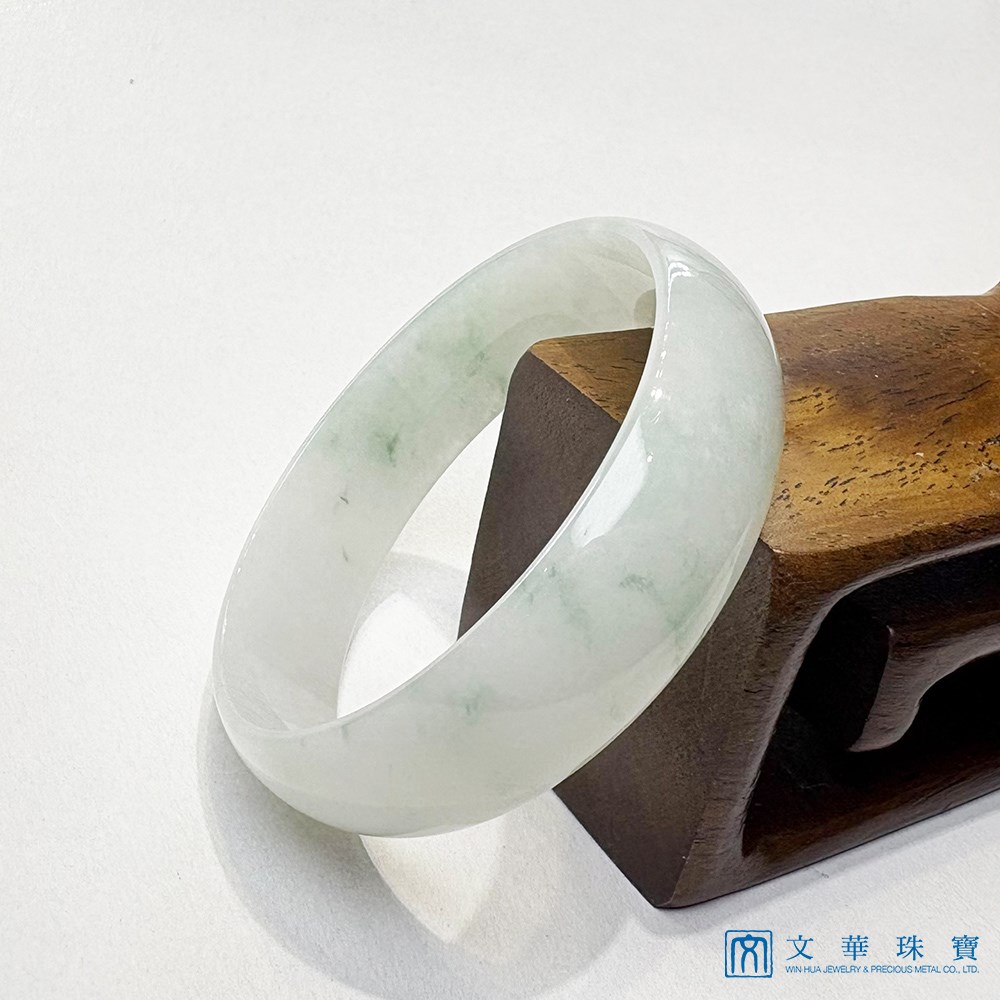 翡翠細冰糯飄蘭花寬版扁鐲 約17圍
