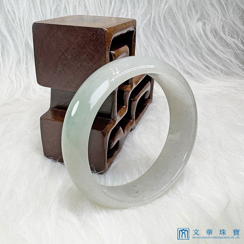 翡翠糯冰淡芙蓉厚庄寬版玉鐲 約19.3圍