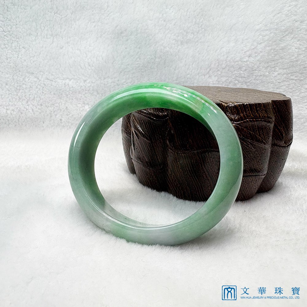 翡翠芙蓉綠帶翠綠金絲寬版貴妃鐲 約17圍